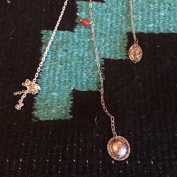 Free people necklace - Picture 2 of 4